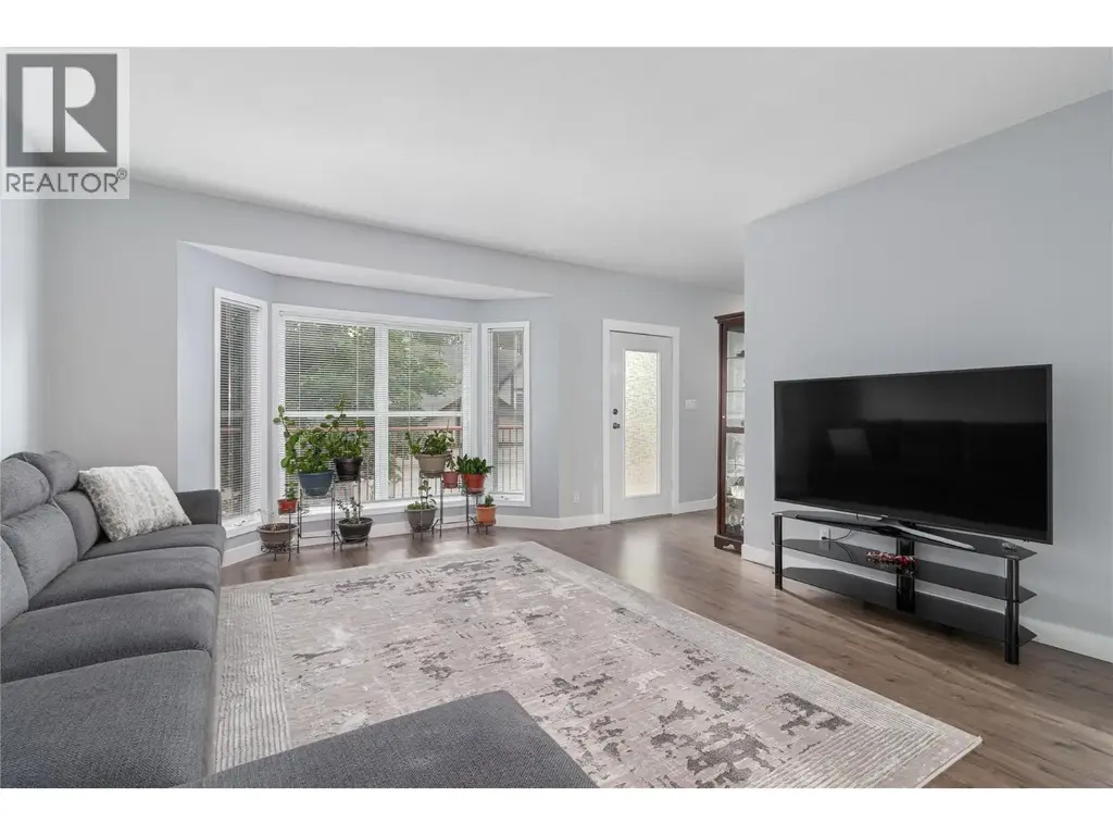 401 Browne Road Unit# 13 Lot# 13, Vernon